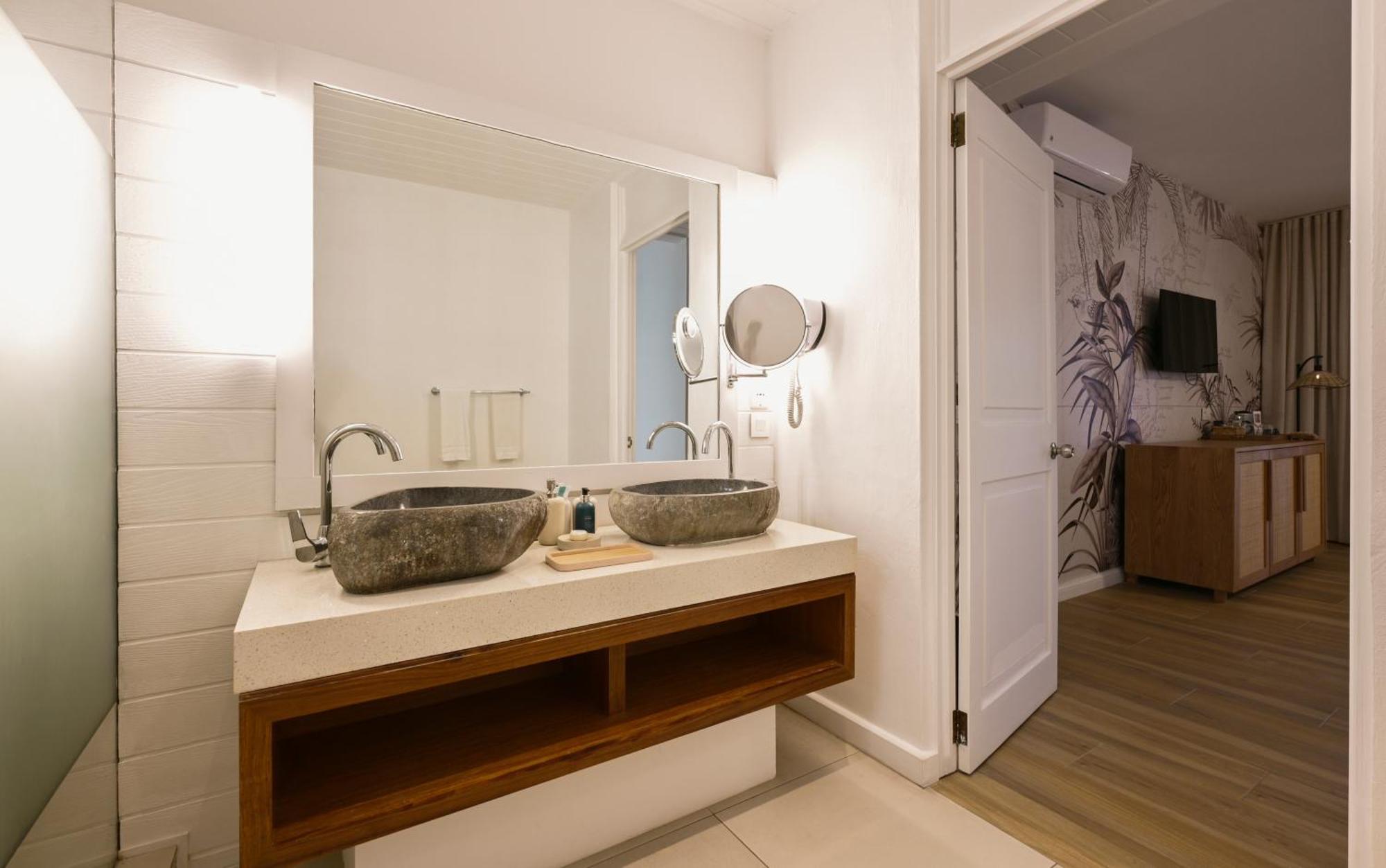 Constance Sakoa Boutik Hotel Тру о Биш Екстериор снимка